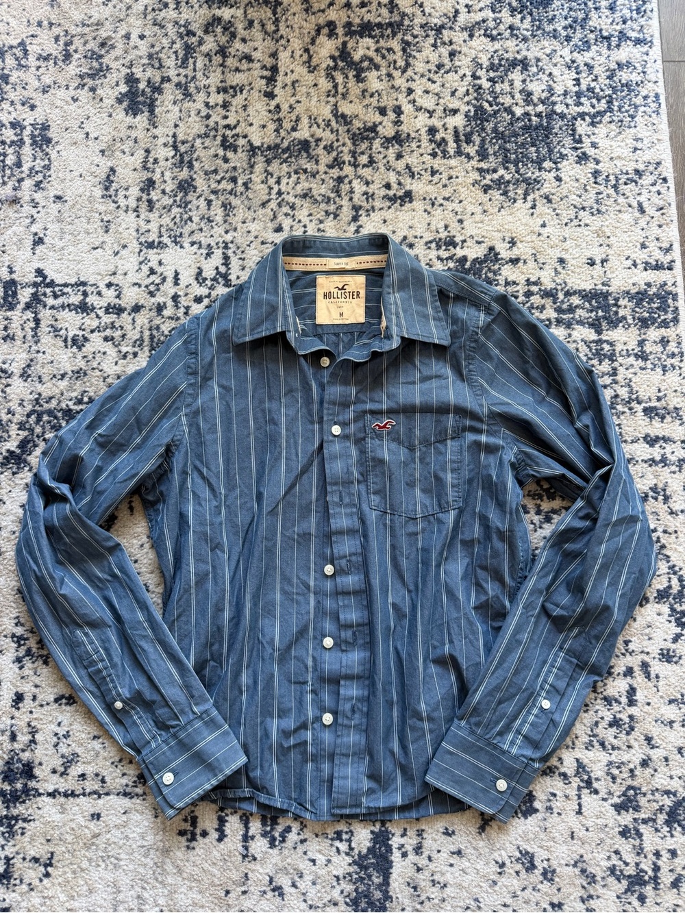 Surfer fit vintage Hollister Men's Blue Stripe Button-Up Shirt